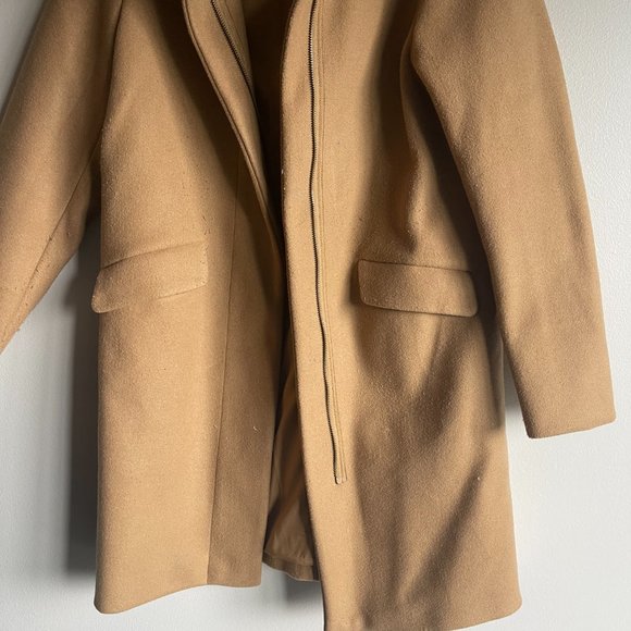 Camel Coat - Picture 2 of 5